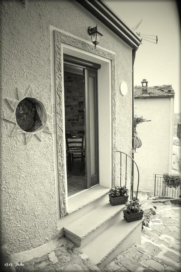 B&B L'Arabatana Pietrapertosa Exterior foto